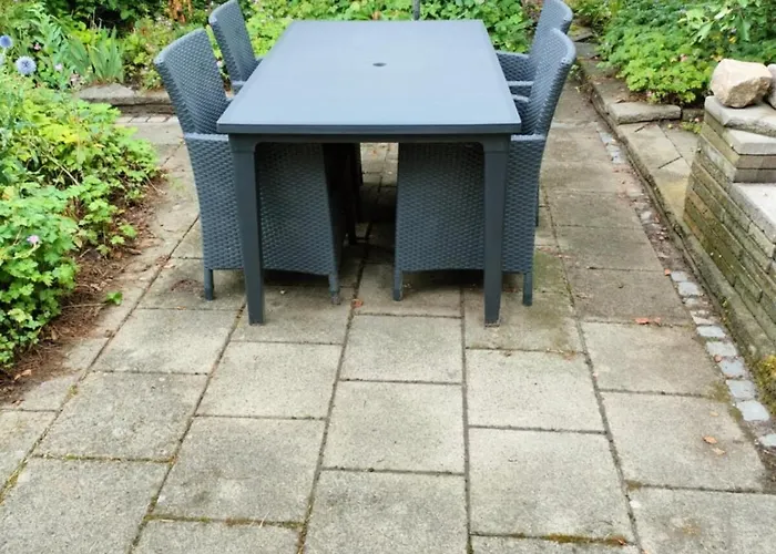 Family-friendly House In Holluf Pile Vila